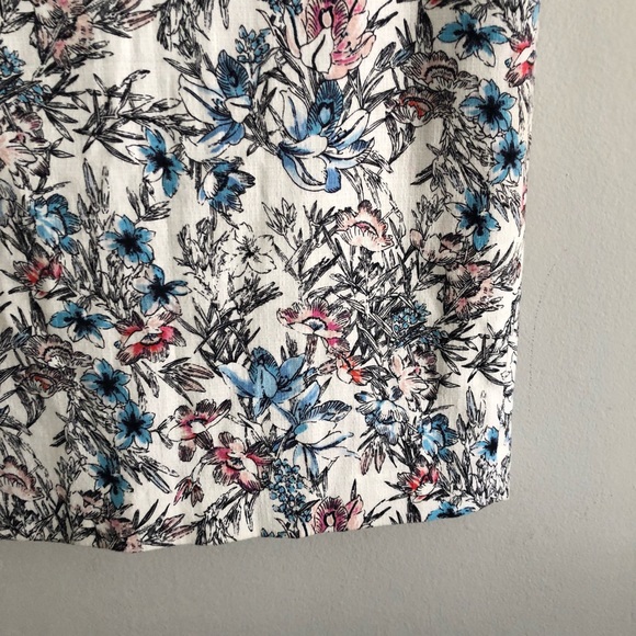 Ann Taylor White Floral Knee Length Pencil Skirt - Picture 2 of 5